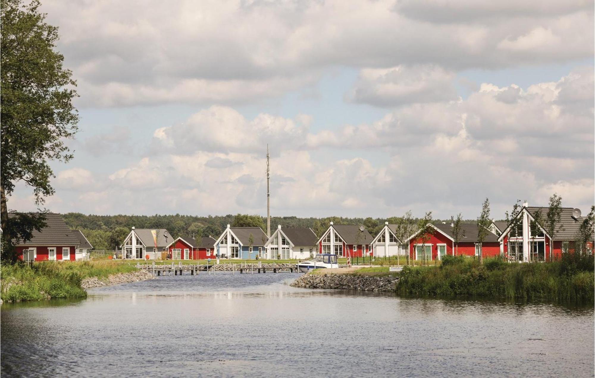 Beautiful Home In Zerpenschleuse Eksteriør billede